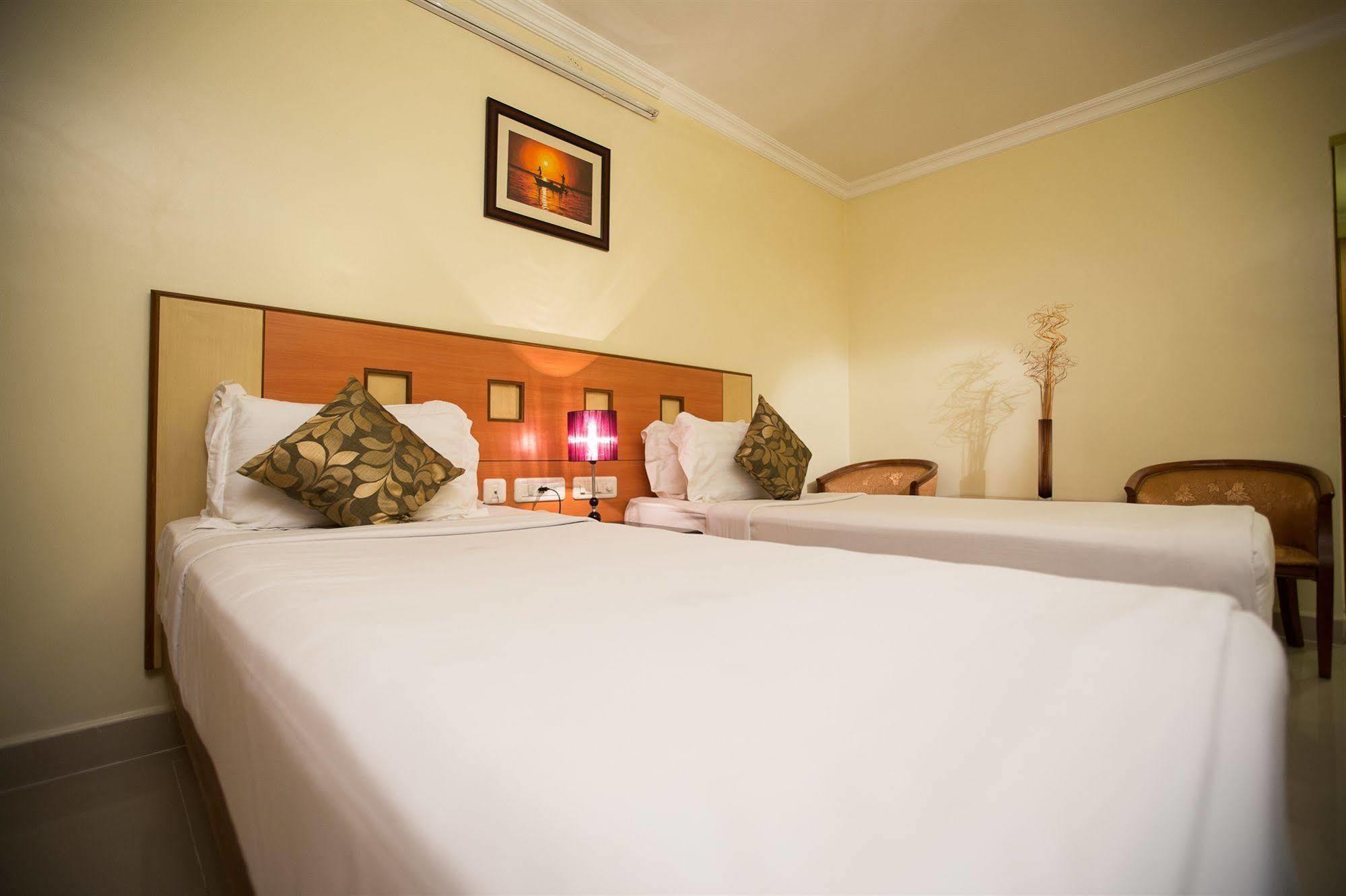 Taz Kamar Family Hotel Ченай Екстериор снимка