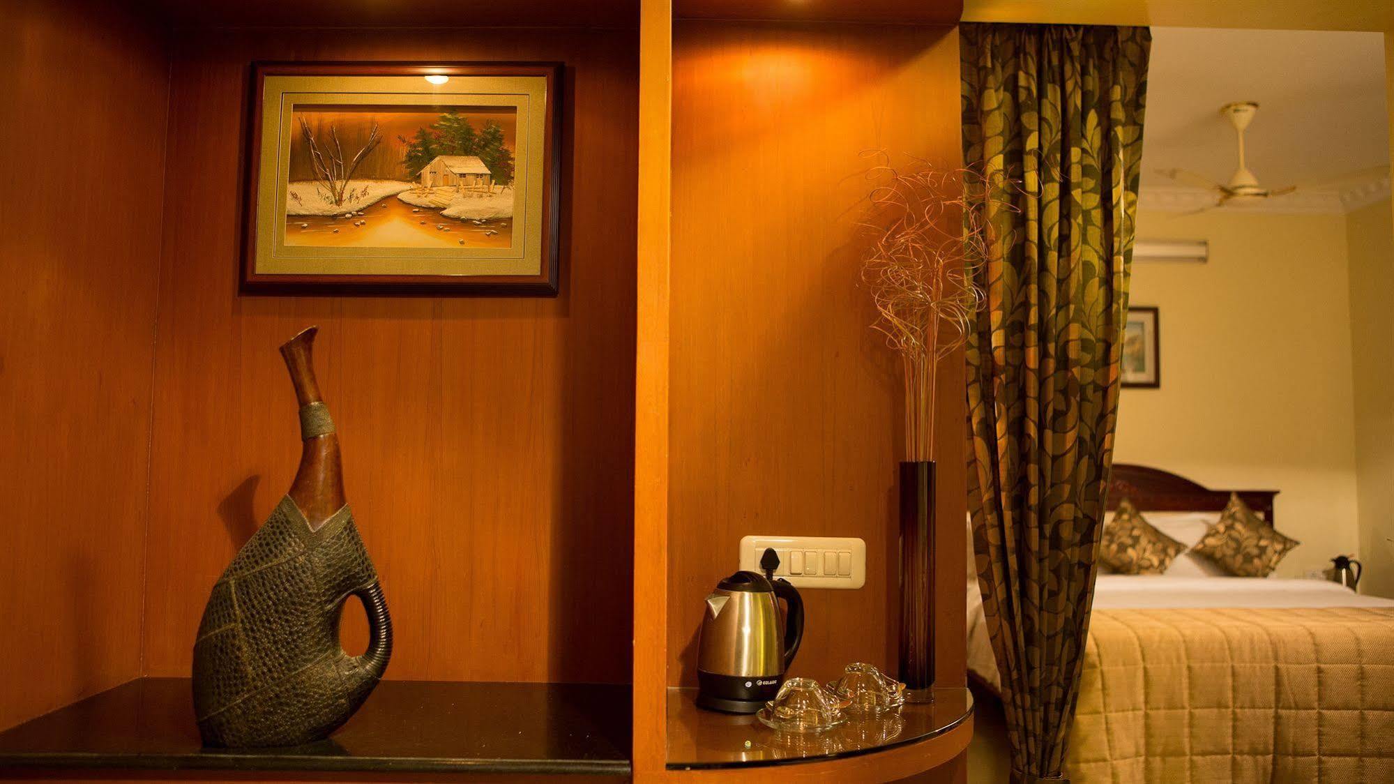 Taz Kamar Family Hotel Ченай Екстериор снимка